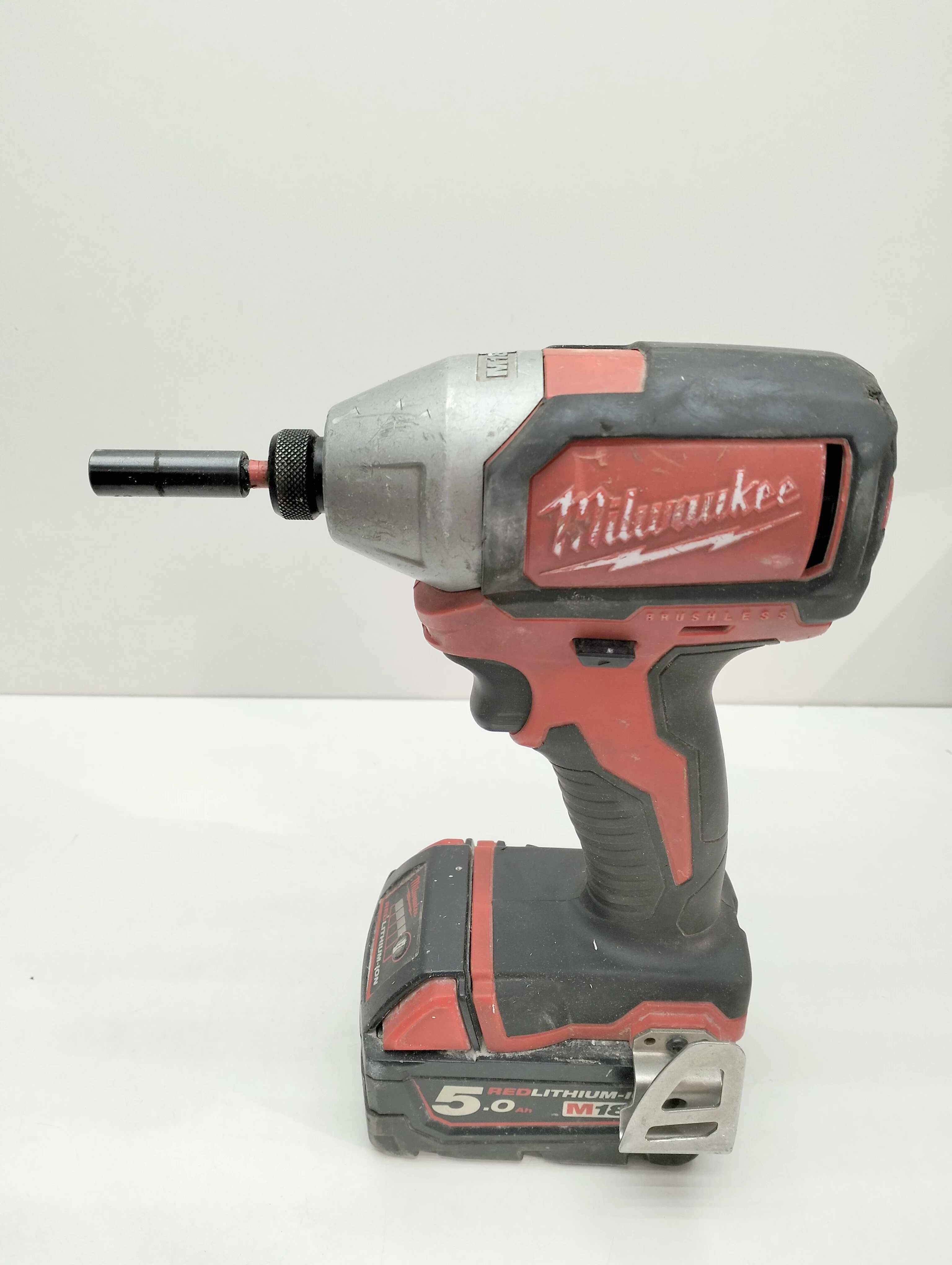 zestaw-milwaukee-wkretarka-m18-blpd-zakretarka-udarowa-m18-blip-stan-11323-2