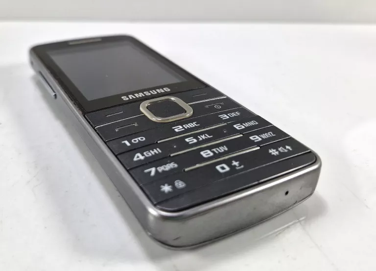 TELEFON SAMSUNG GT-S5610