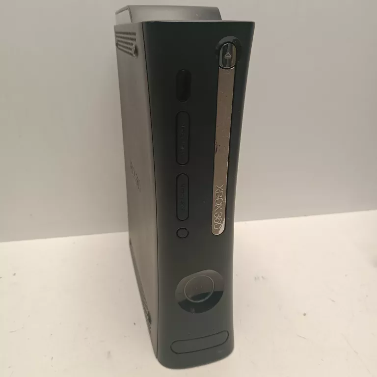 KONSOLA KONSOLA XBOX 360 120GB + PADY