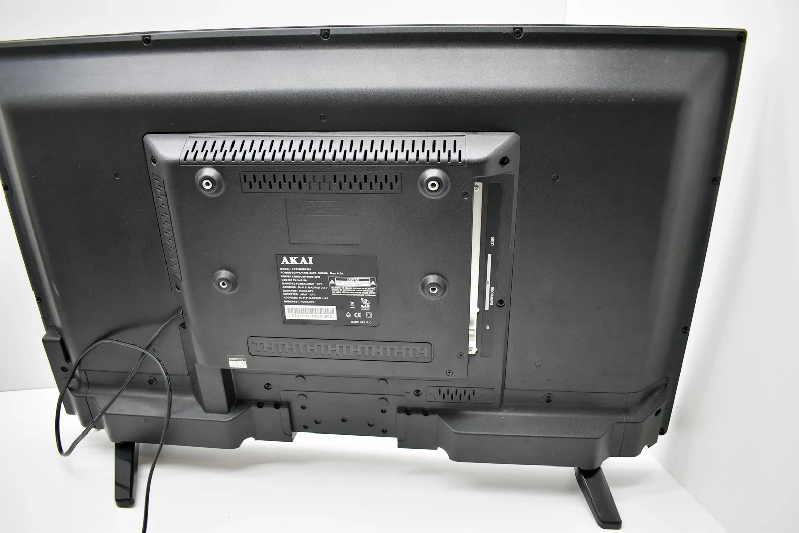 telewizor-akai-let32hr3280-pilot-smart-tv-211678-250642