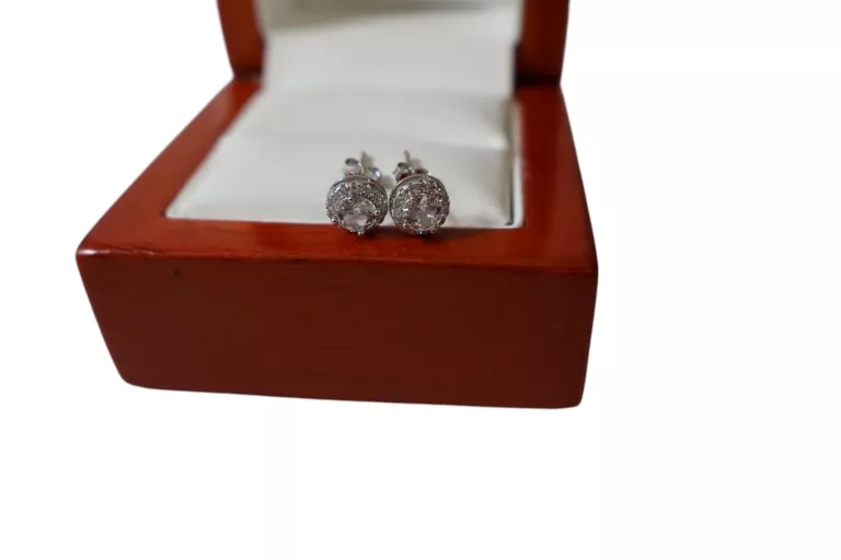 piekne-srebrne-kolczyki-na-sztyfty-tuwima-4-slupsk