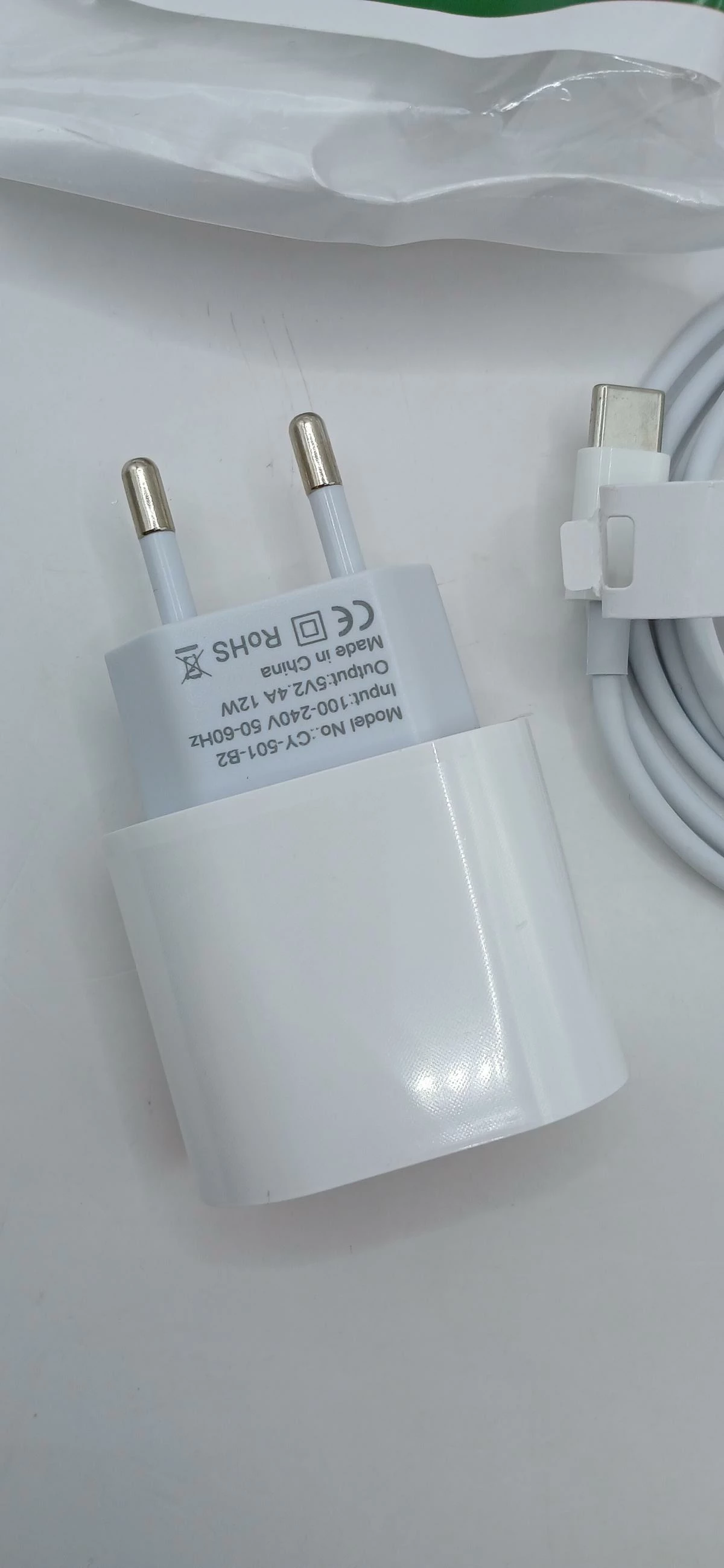 loombard-ladowarka-c-usb-micro-b-5v24a-12w-stan-11323-2