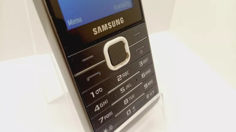 TELEFON SAMSUNG GT-S5610  ZOBACZ