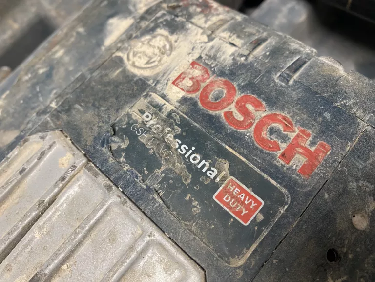 MŁOT UDAROWY BOSCH GSH 11 VC