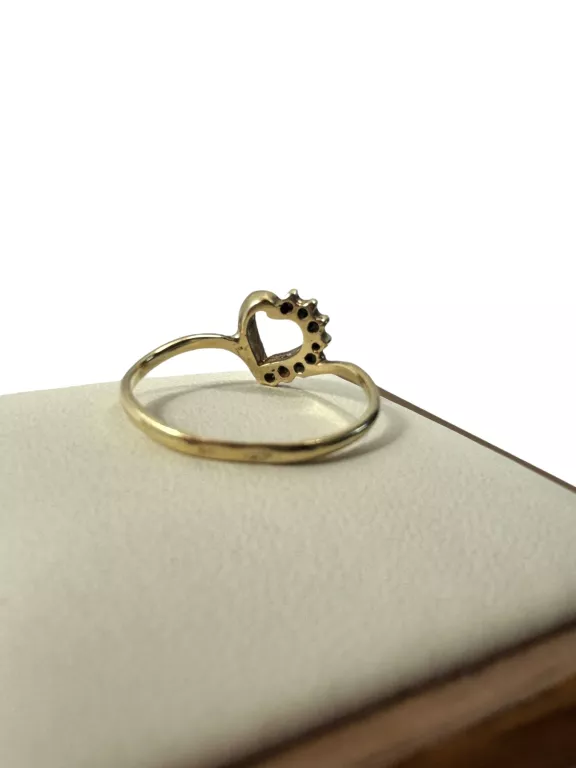 zloty-pierscionek-z-8-kamieniami-190g-585-r16-kamien-17088-128