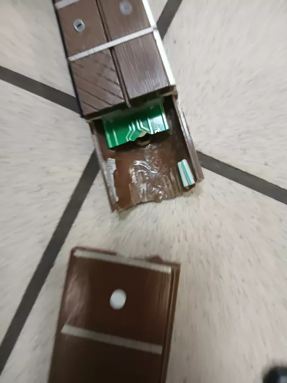 GUITAR HERO GITARA Z GRĄ XBOX ONE ! +NOŚNIK USB OPIS