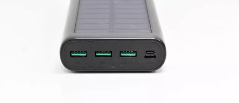 KONKRETNY POWERBANK HX200Q4 30800MAH