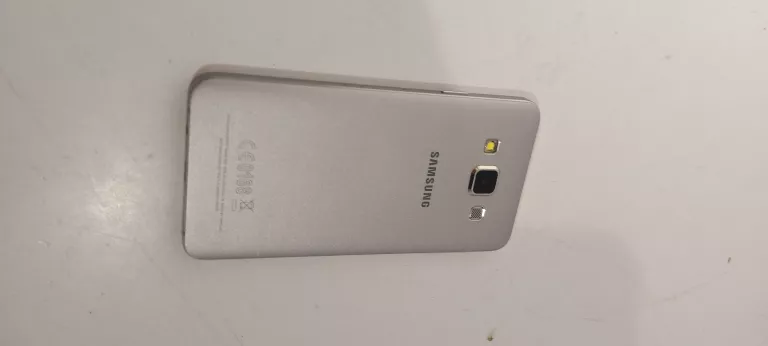 TELEFON SAMSUNG GALAXY A3 PĘKNIĘTY