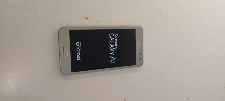 TELEFON SAMSUNG GALAXY A3 PĘKNIĘTY