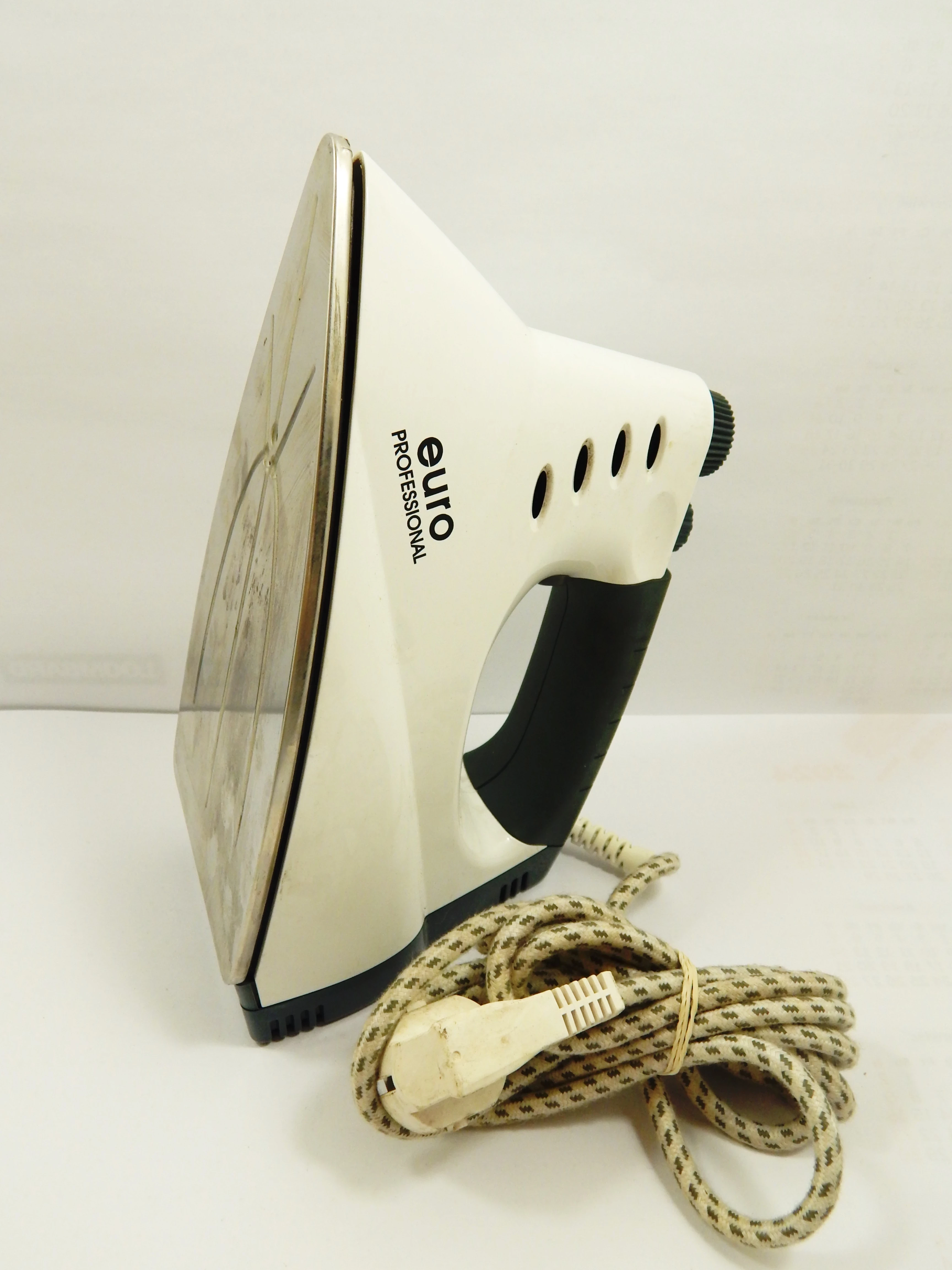 zelazko-euro-professional-ep101-stan-11323-2