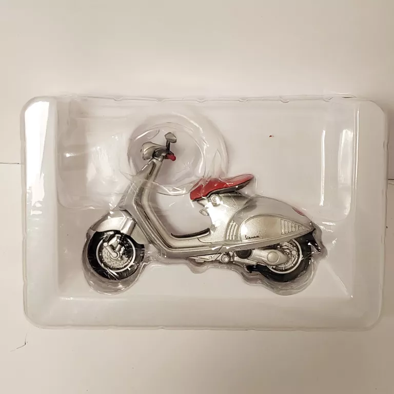 MODEL MOTOCYKLU WELLY 1/18