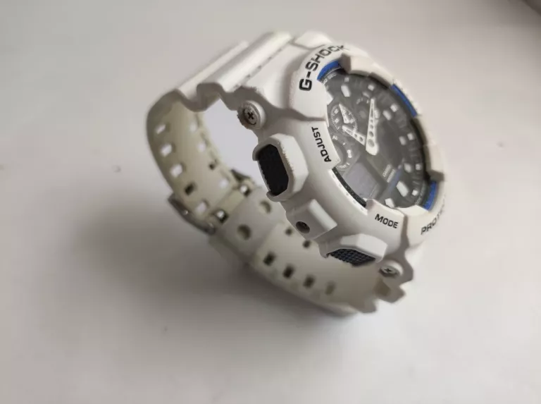 ZEGAREK CASIO G- SHOCK GA100B  PUDEŁKO