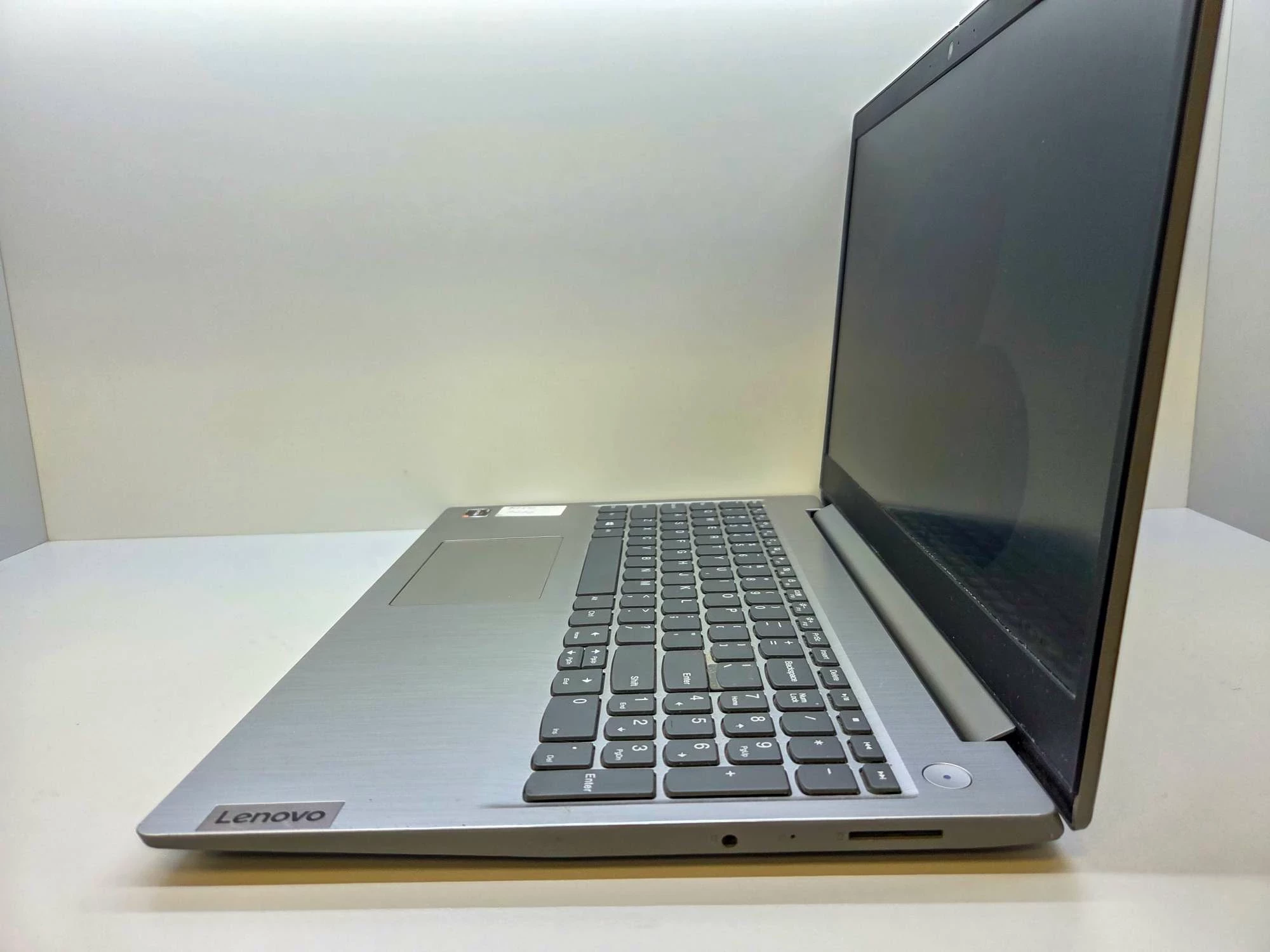 laptop-lenovo-81w1-ideapad-3-15ada05-156-r3-3250u-4gb-ram-256-gb-seria-procesora-4366-190