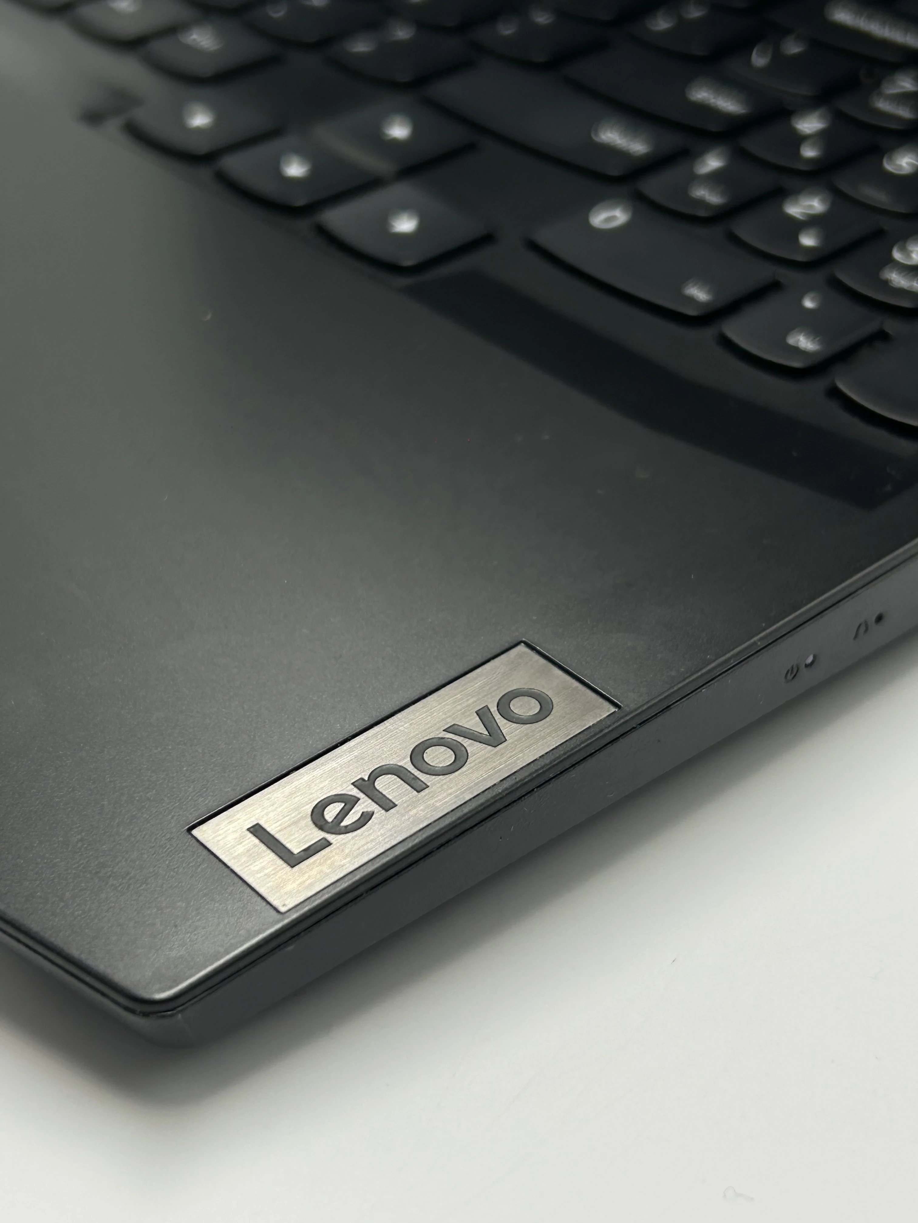 laptop-gamingowy-lenovo-ideapad-gaming-3-15ach6-ryzen-516-gb512-gb-ssd-rozdzielczosc-px-4474-211457