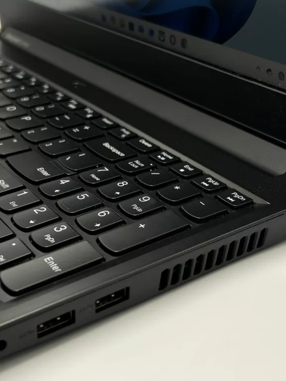 LAPTOP GAMINGOWY LENOVO IDEAPAD GAMING 3 15ACH6 RYZEN 5/16 GB/512 GB SSD
