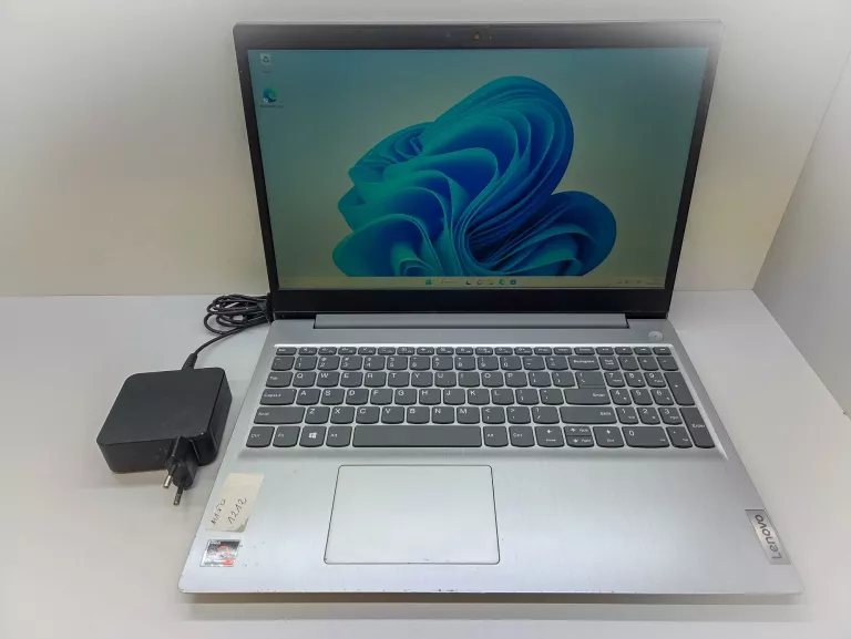 laptop-lenovo-81w1-ideapad-3-15ada05-156-r3-3250u-4gb-ram-256-gb-grudziadzka-24-chelmno