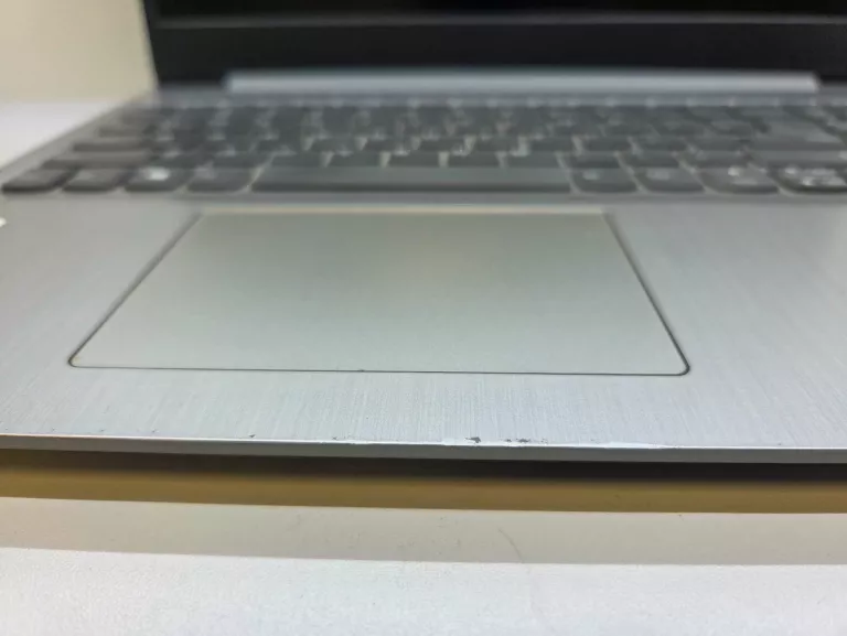 laptop-lenovo-81w1-ideapad-3-15ada05-156-r3-3250u-4gb-ram-256-gb-wielkosc-pamieci-ram-200941-2185