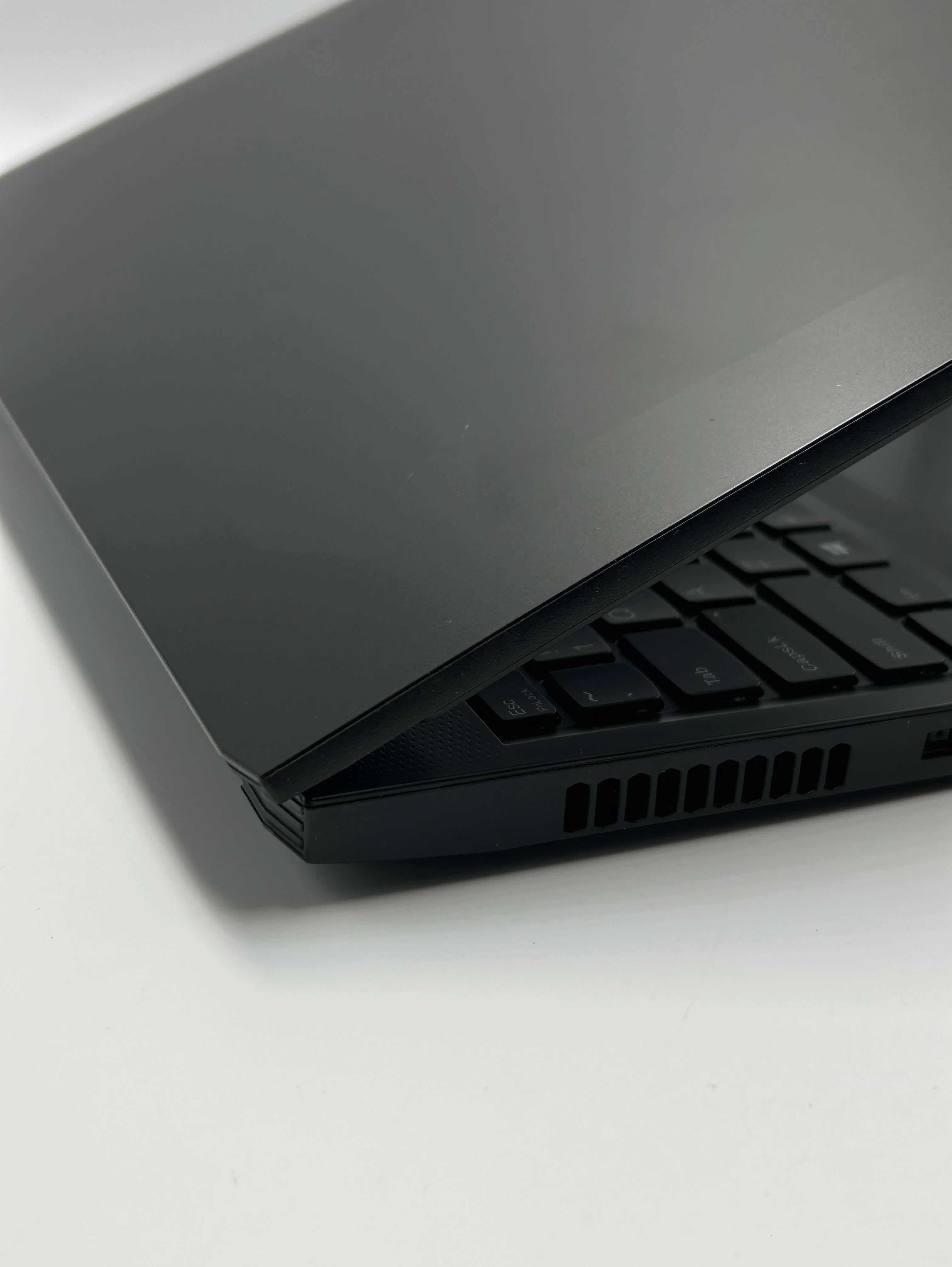 laptop-gamingowy-lenovo-ideapad-gaming-3-15ach6-ryzen-516-gb512-gb-ssd-wielkosc-pamieci-ram-200941-2193