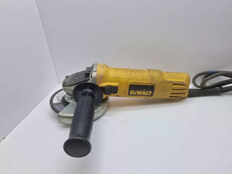 SZLIFIERKA KĄTOWA DEWALT DWE4157 900W