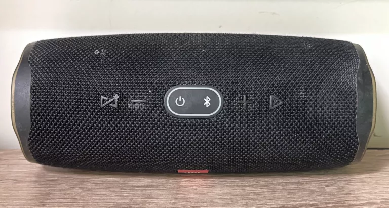 JBL CHARGE 4 CZYTAJ OPIS