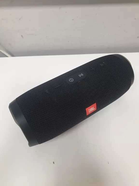 GŁOŚNIK JBL CHARGE 3 - OBUDOWA ODCHODZI