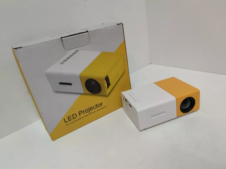 LED PROJECTOR  YG300