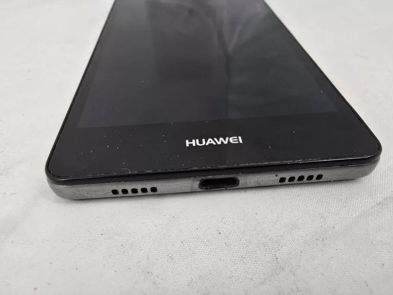 TELEFON HUAWEI P8 LITE