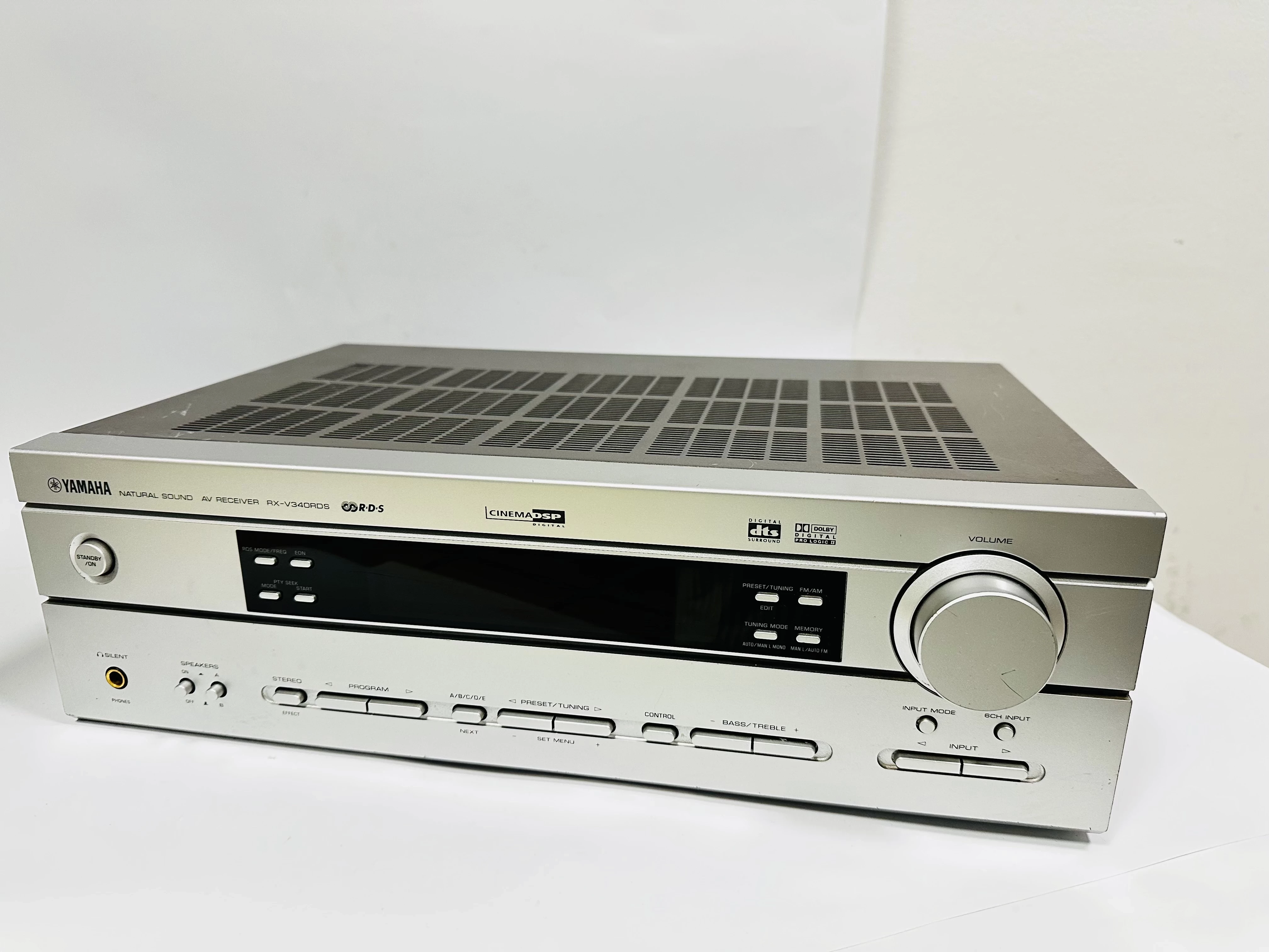 amplituner-yamaha-rx-v340rds-stan-11323-2