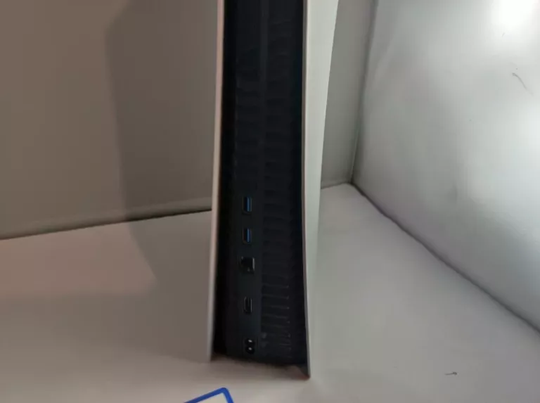 KONSOLA SONY PS5 2 PADY FIFA 23 Z NAPĘDEM KARTON