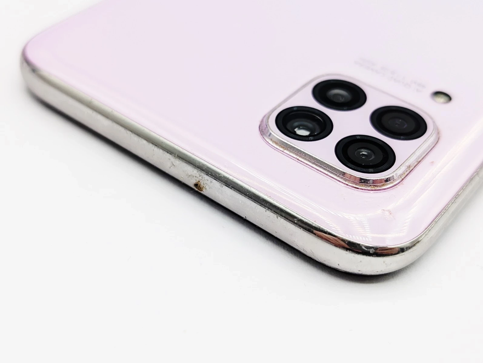 telefon-huawei-p-40-lite-at-opis-at-przekatna-ekranu-64