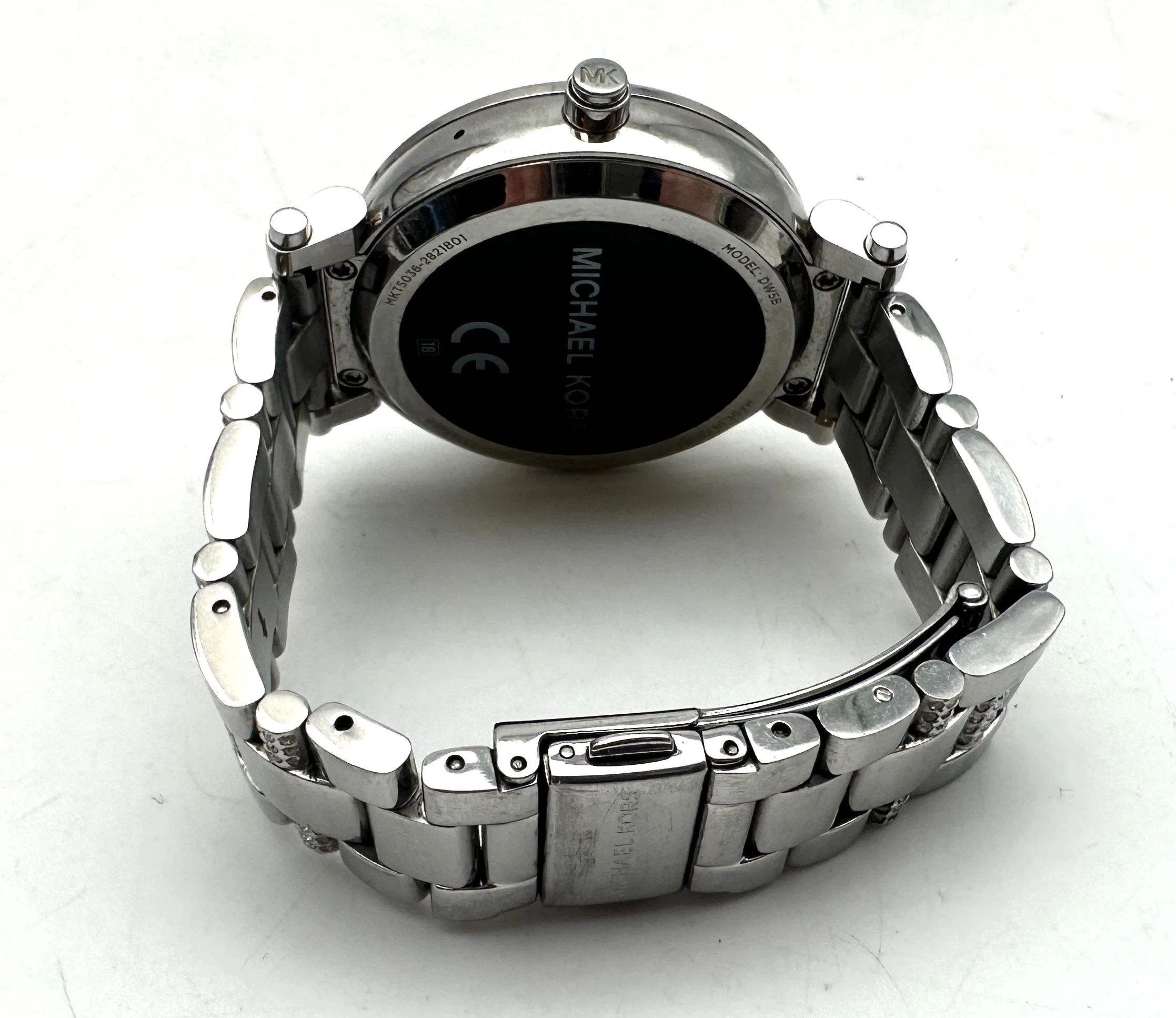 smartwatch-michael-kors-dw5b-model-249460-1651273