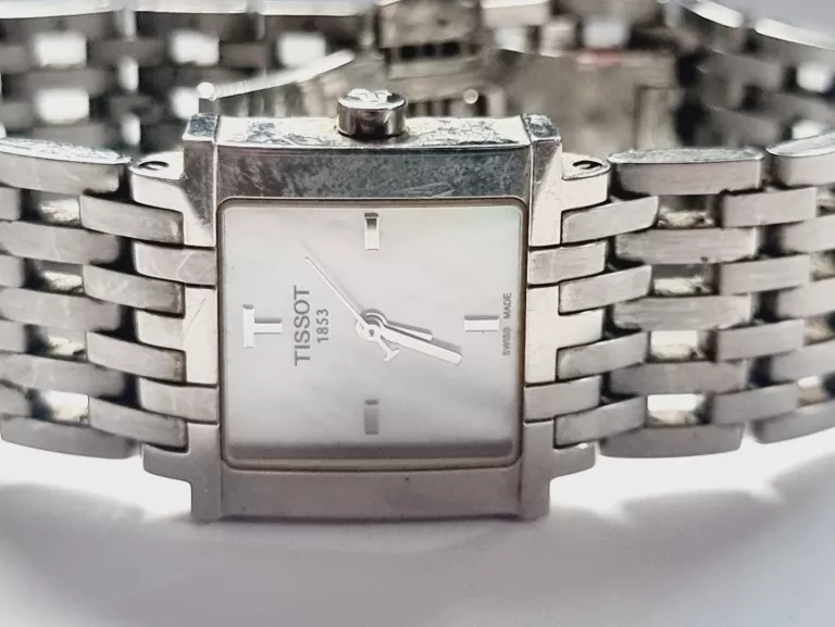 ZEGAREK TISSOT 1853 T02118171T