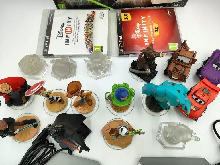 GRA DISNEY INFINITY 3.0 Z FIGURKAMI ! OKAZJA !