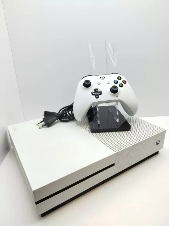 KONSOLA XBOX ONE S 500GB 1 PAD