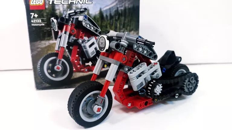 ZESTAW LEGO TECHNICS 42132 MOTOCYKL / PUDEŁKO / ZŁOŻONY