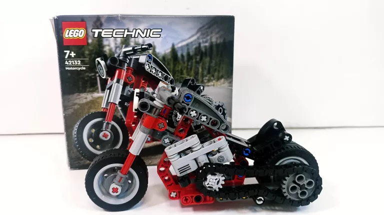 ZESTAW LEGO TECHNICS 42132 MOTOCYKL / PUDEŁKO / ZŁOŻONY