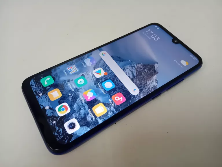 SMARTFON XIAOMI REDMI NOTE 7 4 GB / 64 GB