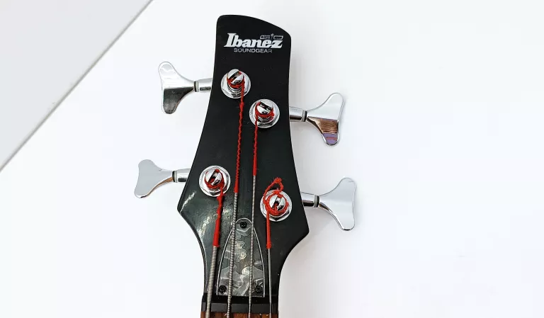 GITARA BASOWA IBANEZ GSR 200