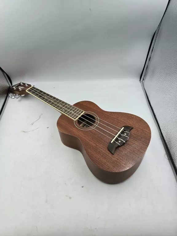 UKULELE OSCER SCHMIDT W POKROWCU