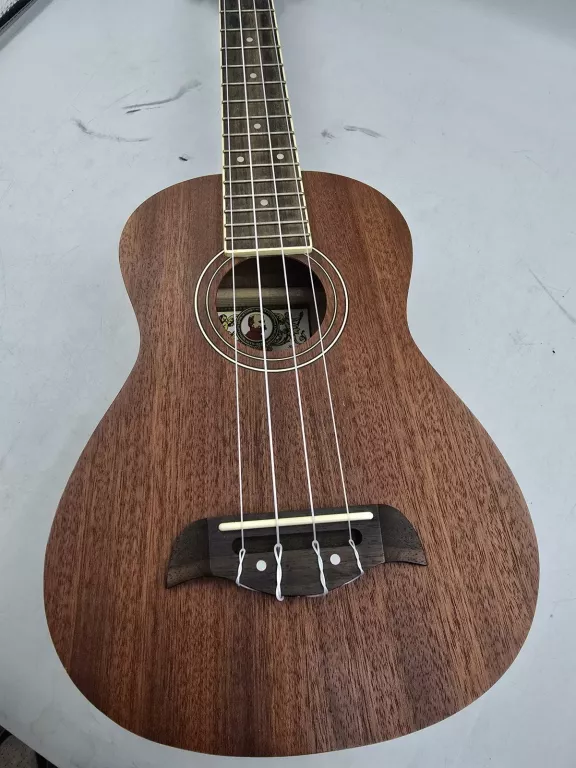 UKULELE OSCER SCHMIDT W POKROWCU