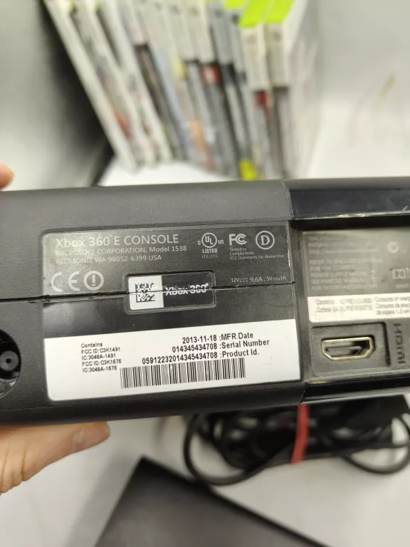 KONSOLA XBOX 360 E 4 + 250GB+ GRY