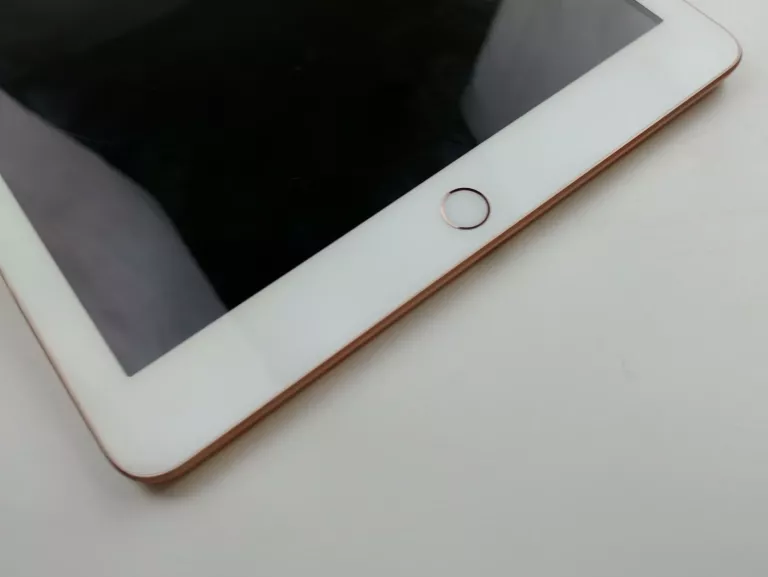 TABLET APPLE IPAD 6 GENERACJI 32GB