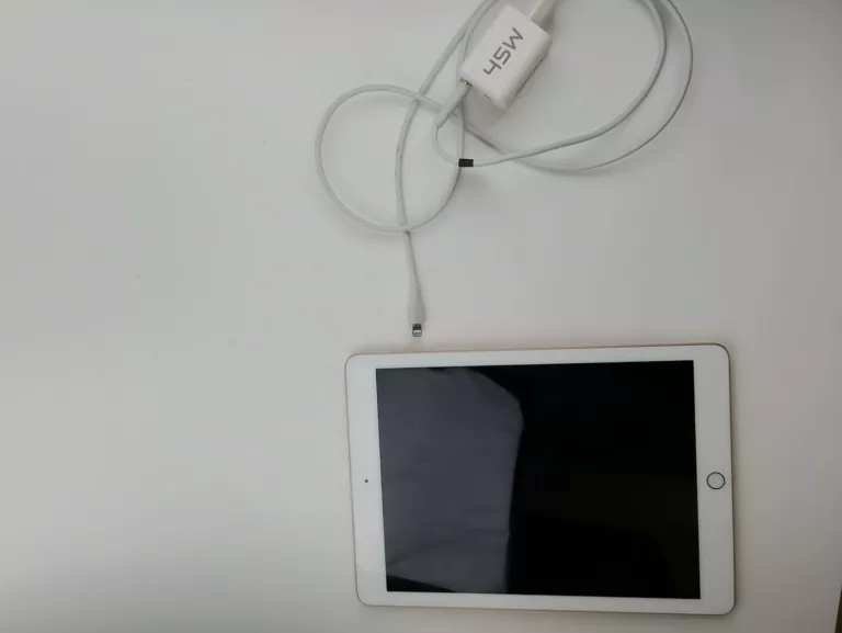 TABLET APPLE IPAD 6 GENERACJI 32GB