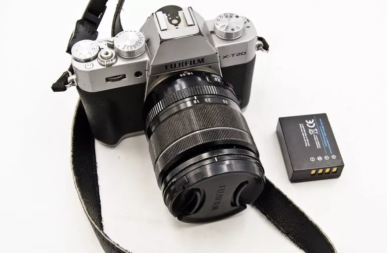 APARAT FUJIFILM X-T20 + OBIEKTYW FUJI 18-55 2,8-4+ 2XBATERIA, PRZEBIEG 271