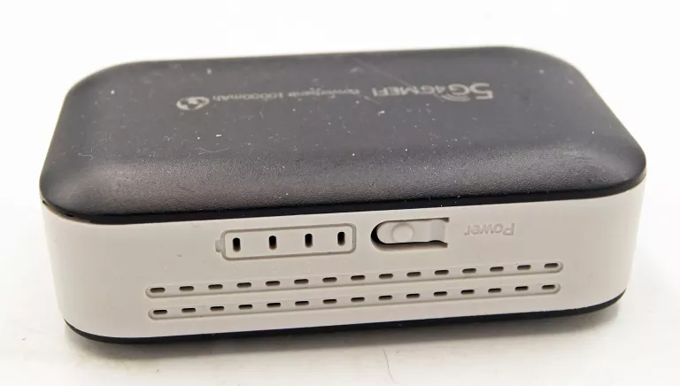 MOBILNY HOTSPOT WIFI 4G LTE 300 MB/S, ROUTER 5G, POWER BANK 10000 MAH