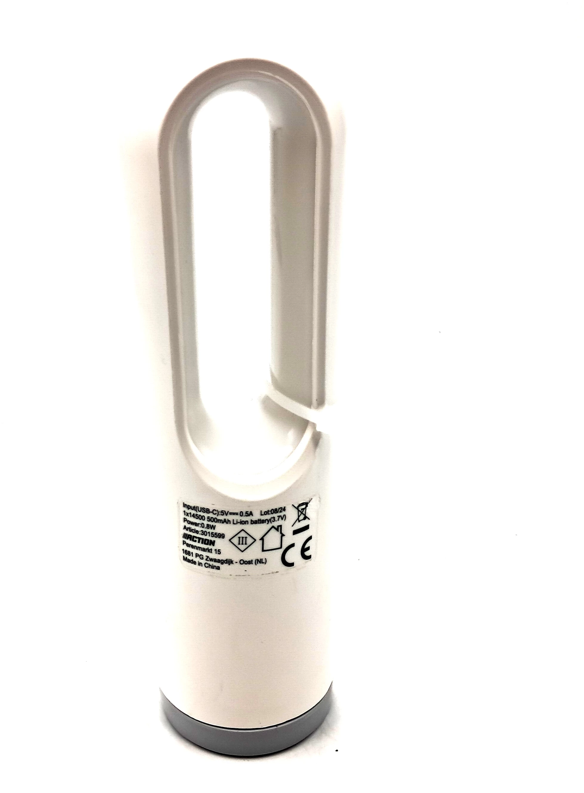 biala-latarka-action-kod-producenta-action9led