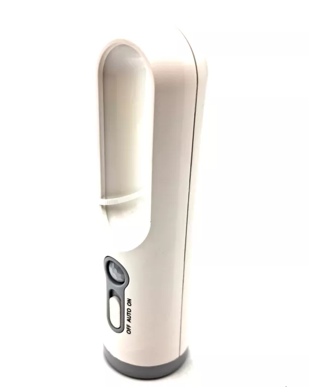 biala-latarka-action-stan-11323-2