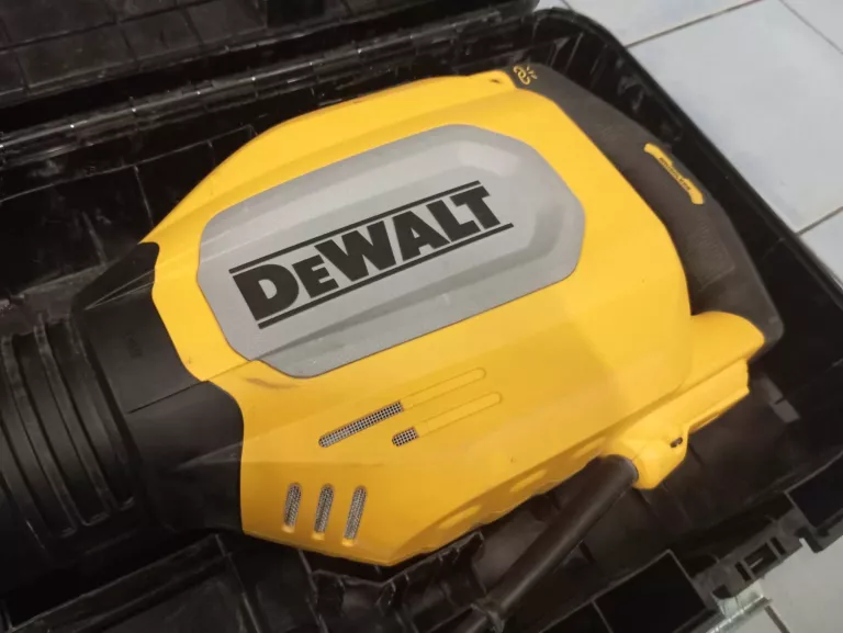 MŁOT WYBURZENIOWY DEWALT UDAROWY KUJĄCY SDS-MAX D25911K 27J 1700W 12,7KG