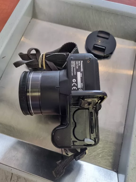 APARAT KOMPAKTOWY PANASONIC LUMIX DMC-FZ28 10MPIX