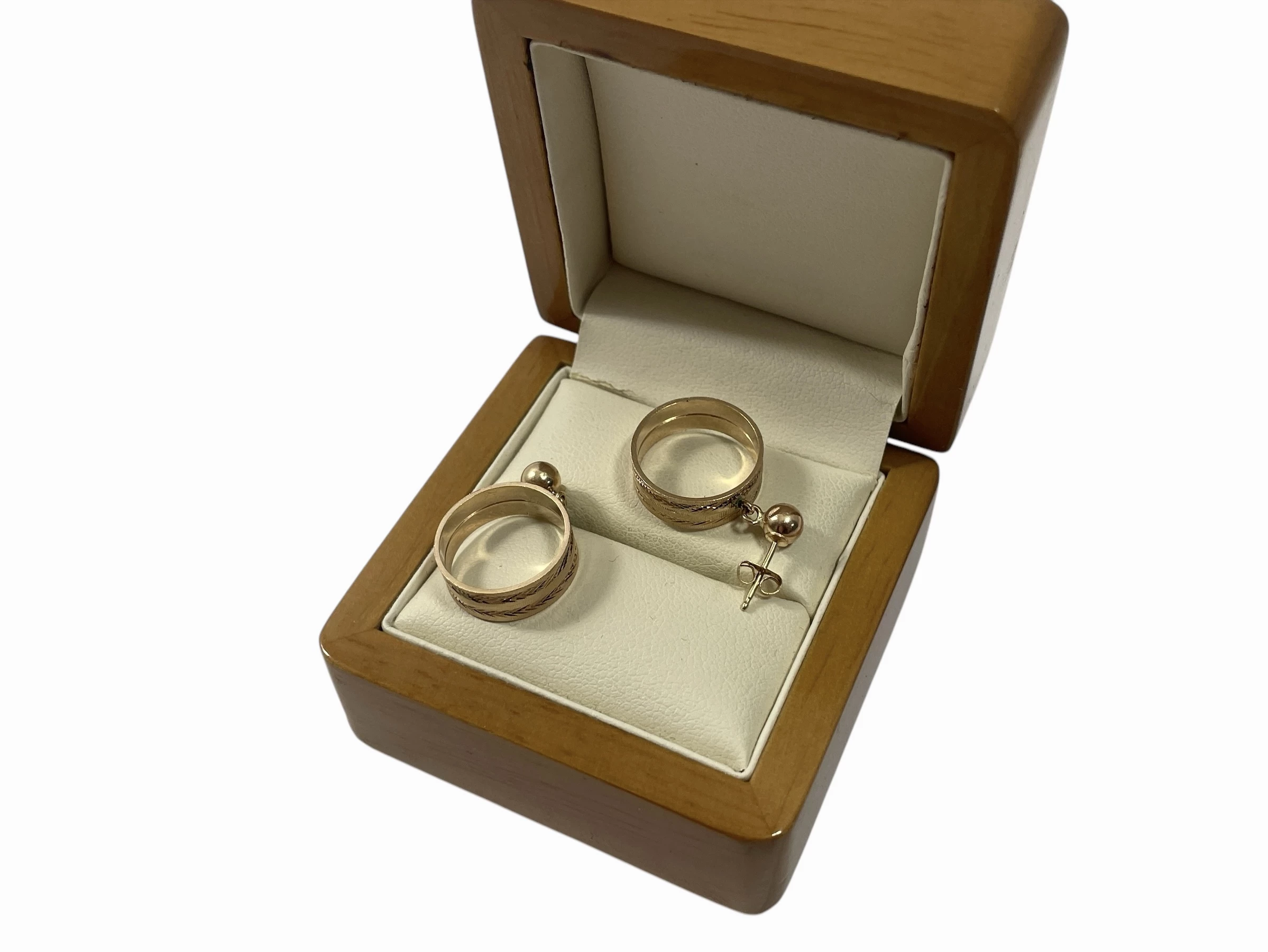 zlote-kolczyki-585-446g-rodzaj-2205-2